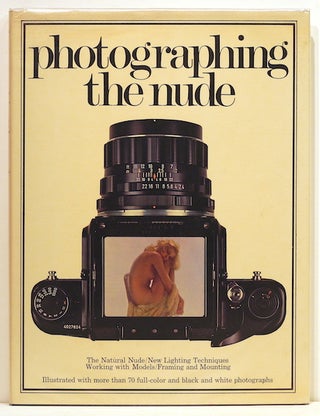 Item #2952 Photographing the Nude. Jeanne Sullivan